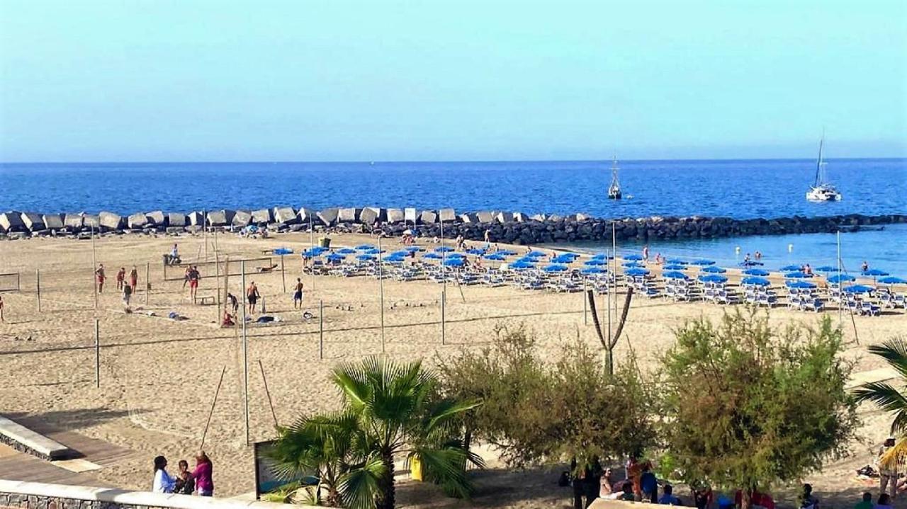 Апартаменты Beach And Pool In Playa De Las Americas Экстерьер фото